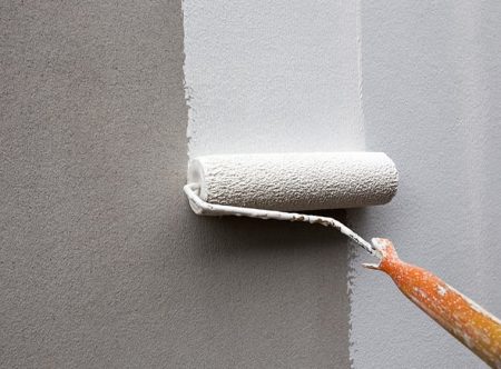 Should I Use Oil Based or Latex Based Paint? - Spray Tex Painting