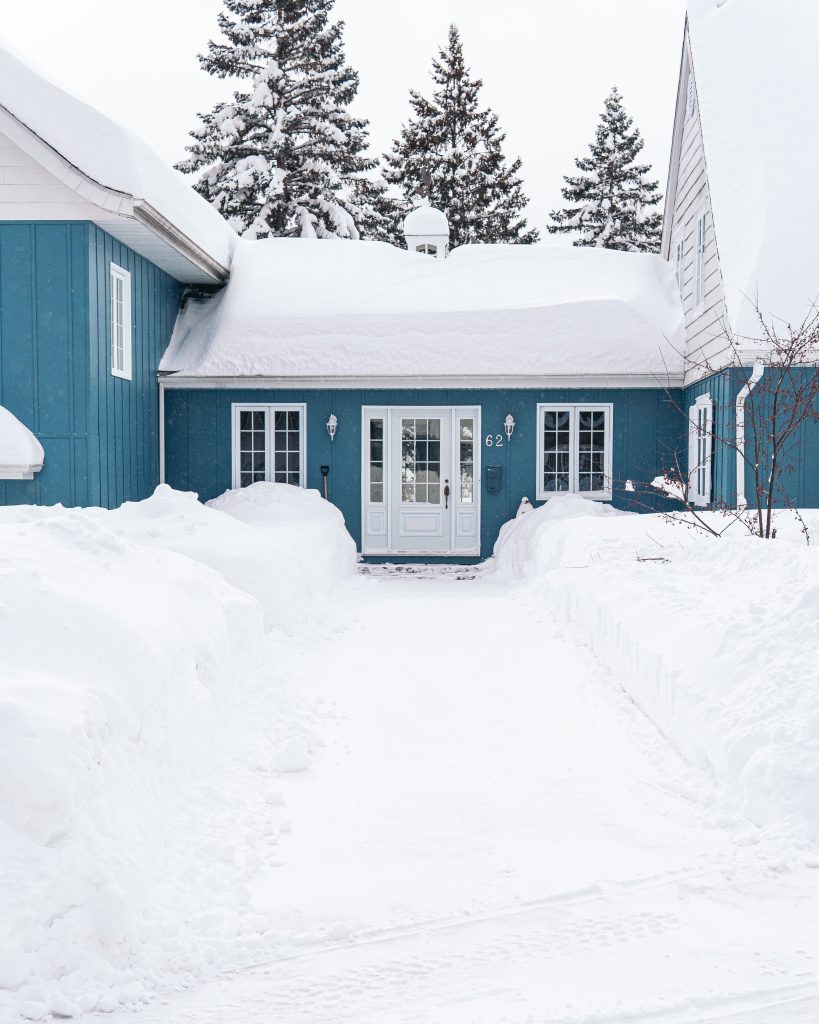 Winter Paint Care for a Pristine Home 